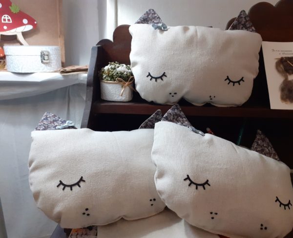 apprendre la couture coussin chat