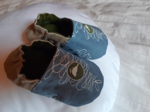 couture chaussons bébé